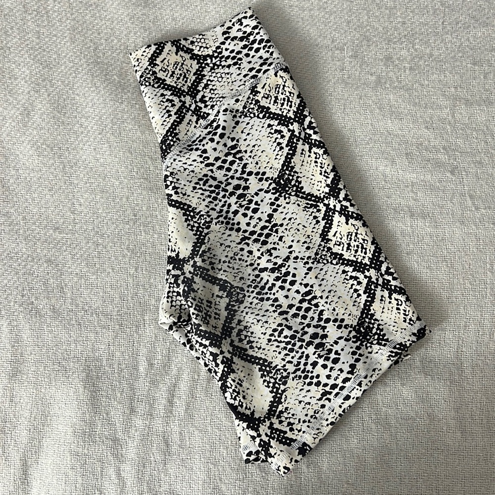 Vitality/Balance Shorts (Snakeprint)